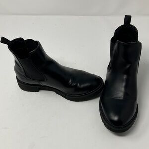 GAP Kids Black Chelsea-style ankle boots Size: 3